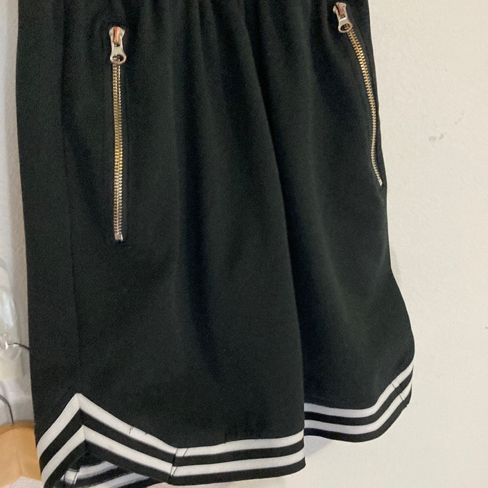 Platinum shorts